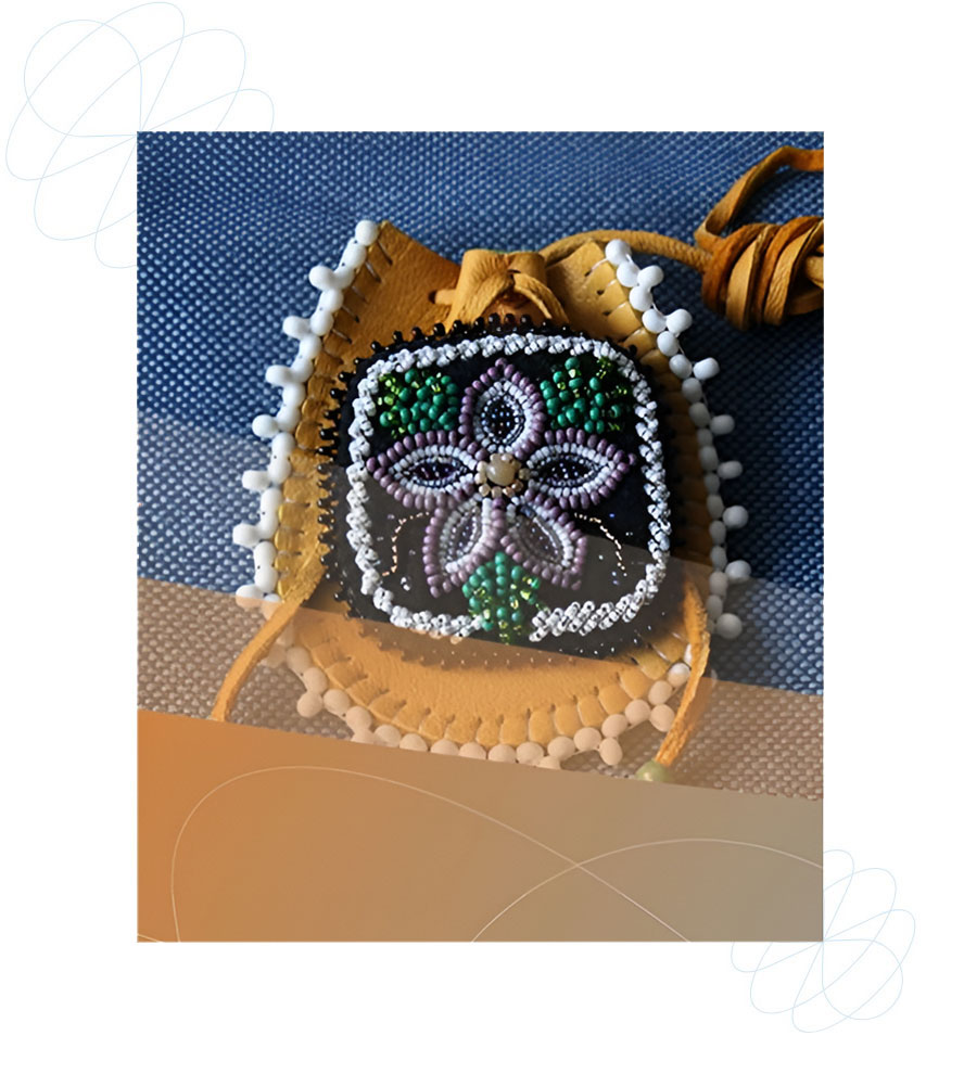 Beadwork courtesy of Rebecca Cuddy Waapamishoo Fine Arts